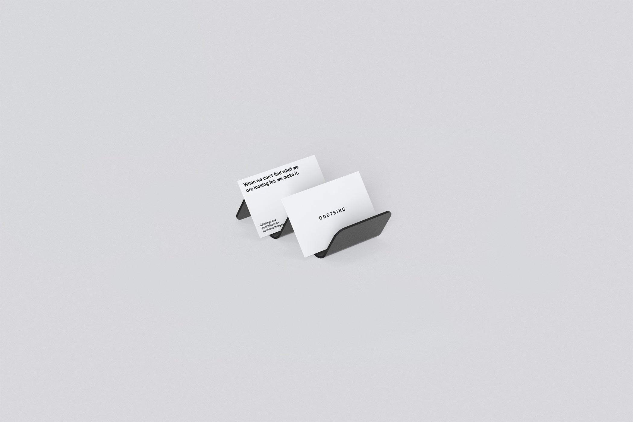 Wavy Baby Card Stand-1